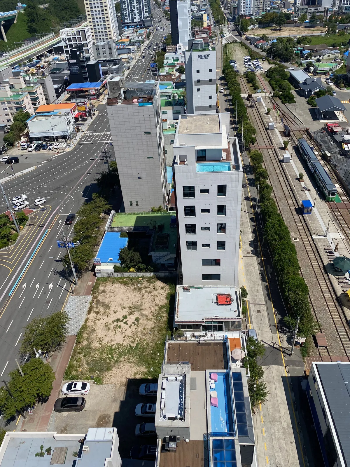 The Busan coast around Songjeong and the Blue Line Park from above